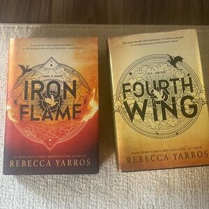 Fourth Wing and Iron Flame hardcover